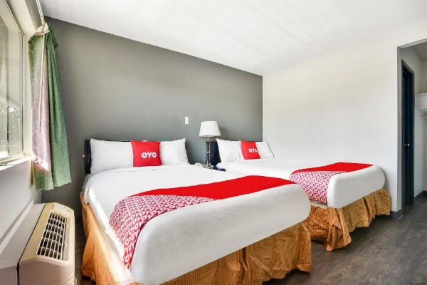 OYO Hotel Shreveport Airport North image 11